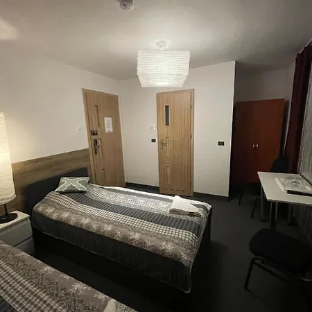 Bed & Breakfast Antonina ***pensjonprzykortach*** Szczawno-Zdroj