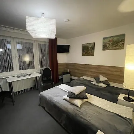 Antonina ***pensjonprzykortach*** Panzió 4*