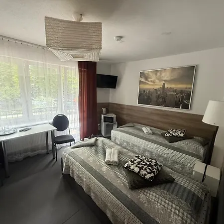 Antonina ***pensjonprzykortach***