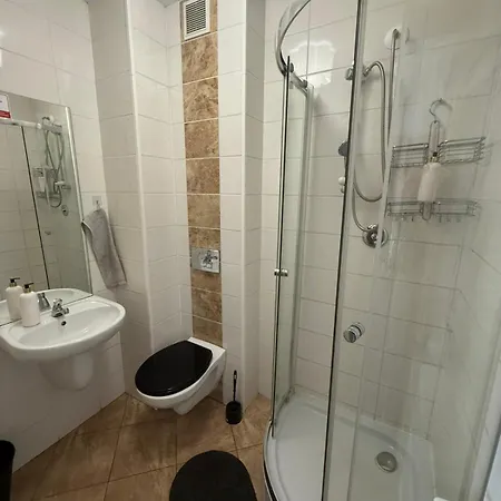 Antonina ***pensjonprzykortach*** Bed & Breakfast Szczawno-Zdroj