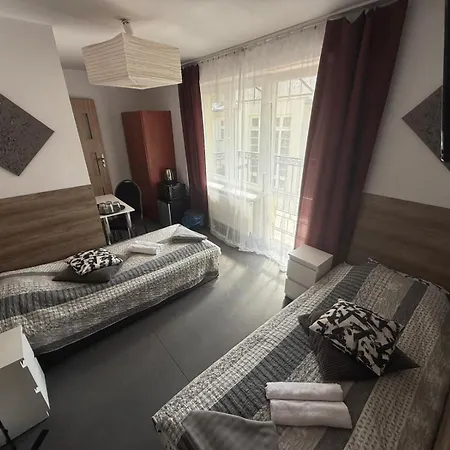 Antonina ***pensjonprzykortach*** Szczawno-Zdroj