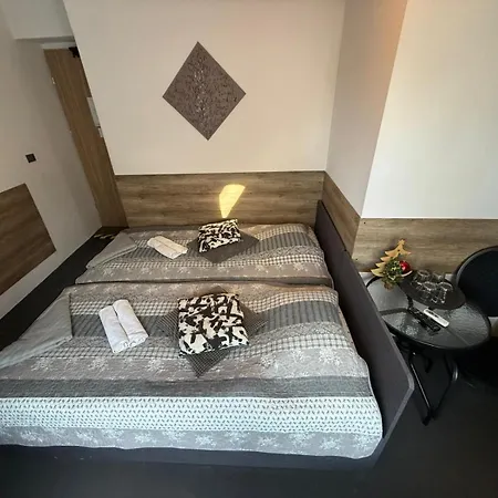 Bed & Breakfast Antonina ***pensjonprzykortach*** 4*