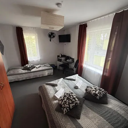 Antonina ***pensjonprzykortach*** Отель типа 