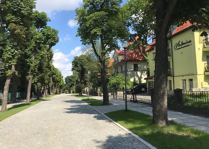 Antonina ***pensjonprzykortach*** Szczawno-Zdroj