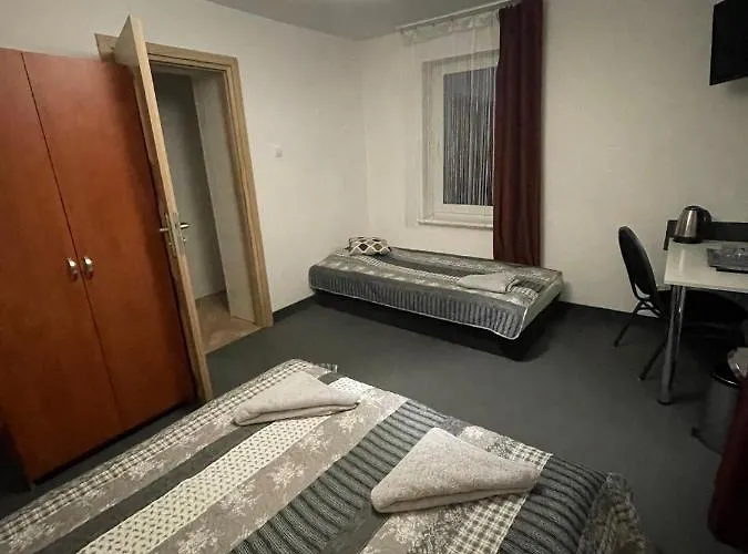 Antonina ***pensjonprzykortach*** Bed & Breakfast 4*