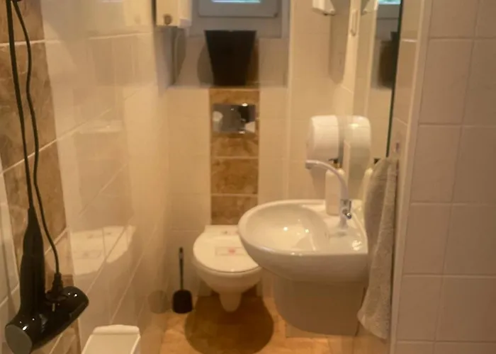 Antonina ***pensjonprzykortach*** Bed and breakfast Szczawno-Zdroj