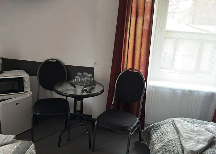 Antonina ***pensjonprzykortach*** Szczawno-Zdroj