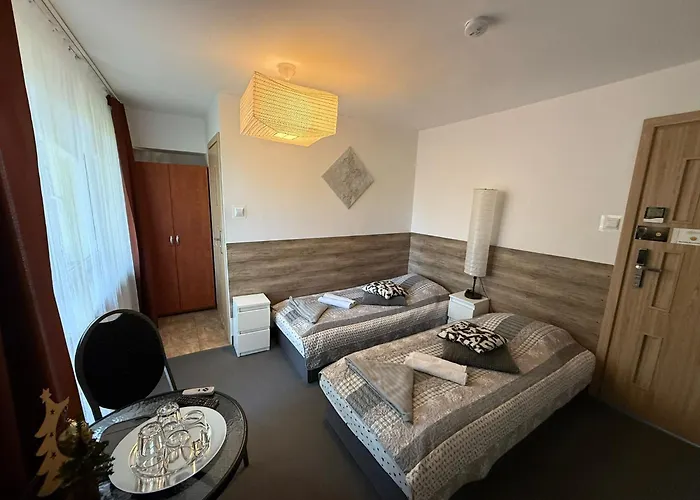 Antonina ***pensjonprzykortach*** Bed & Breakfast 4*