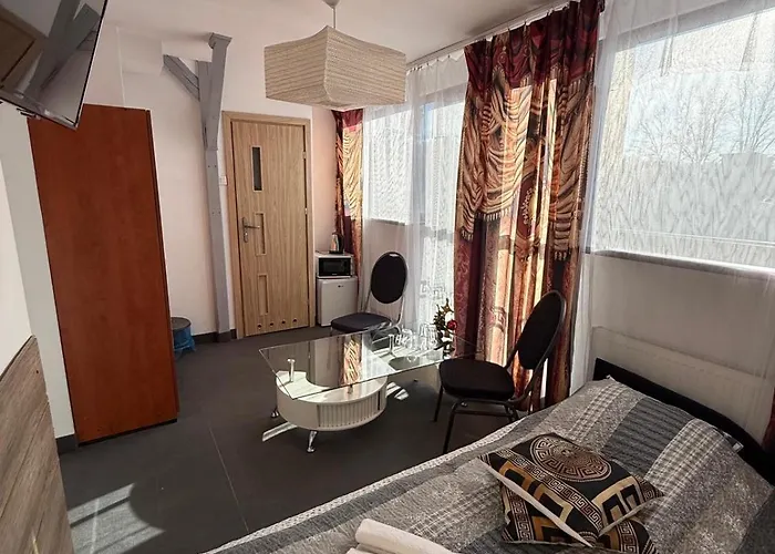 Antonina ***pensjonprzykortach*** Szczawno-Zdroj